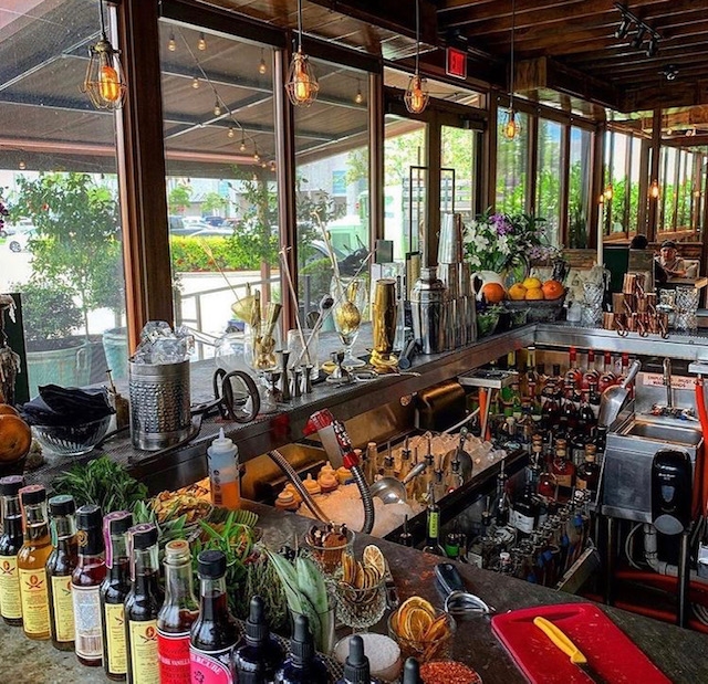 Bar kokteyl istasyonu