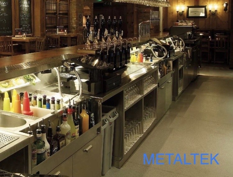 Bar kokteyl istasyonu